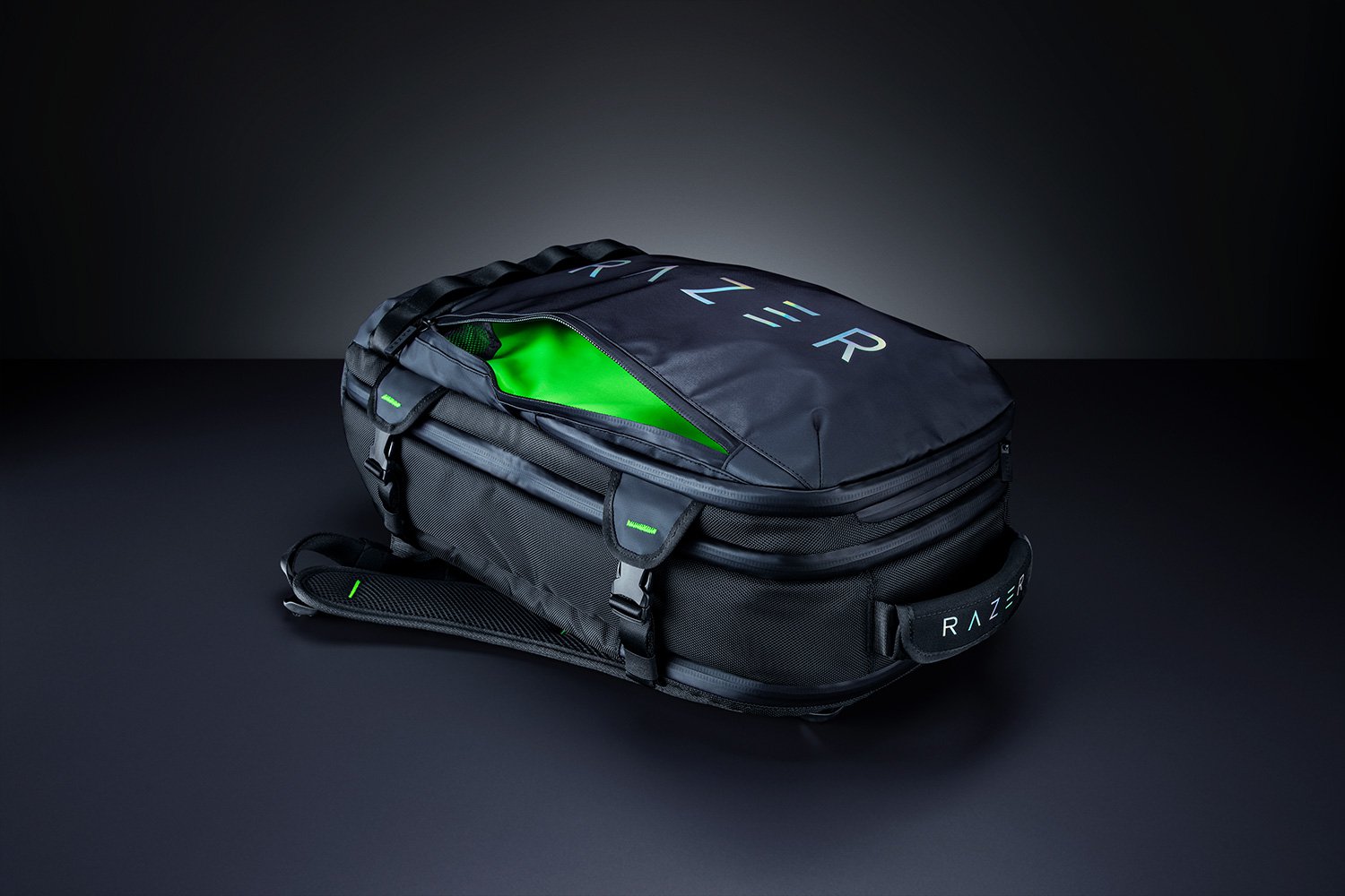 Razer Rogue 17 Backpack V3 Chromatic Rc81 0000